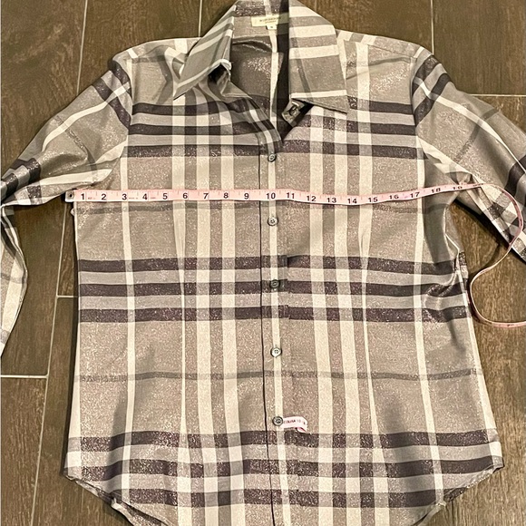 LIM ED Burberry Authentic Women Shimmery Gray Long Sleeve Button Down Shirt - Picture 2 of 12